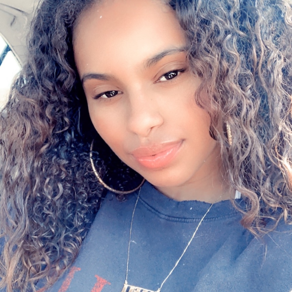 Meet your Posher, Kaeli